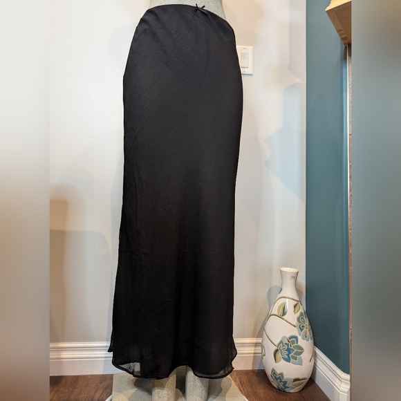 Anthropologie NIA Black sheer maxi skirt, lined with bow detail Size S - Picture 4 of 12